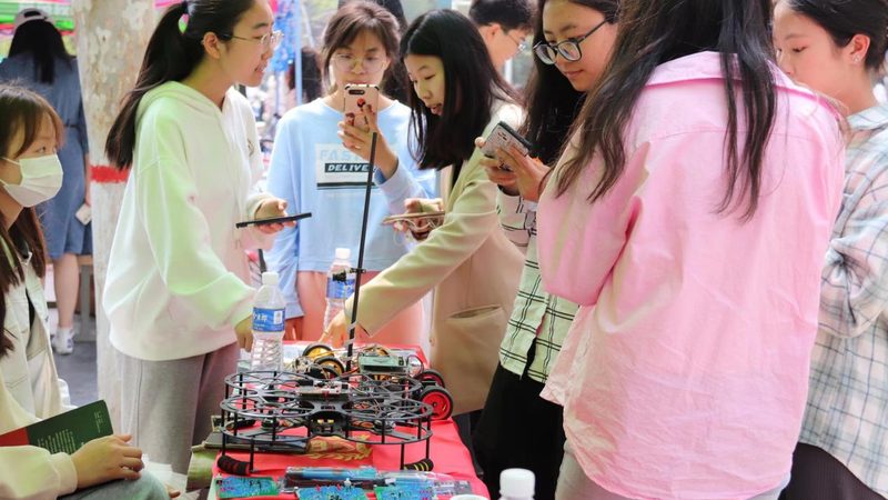 互联网技术：定义、演进与未来展望